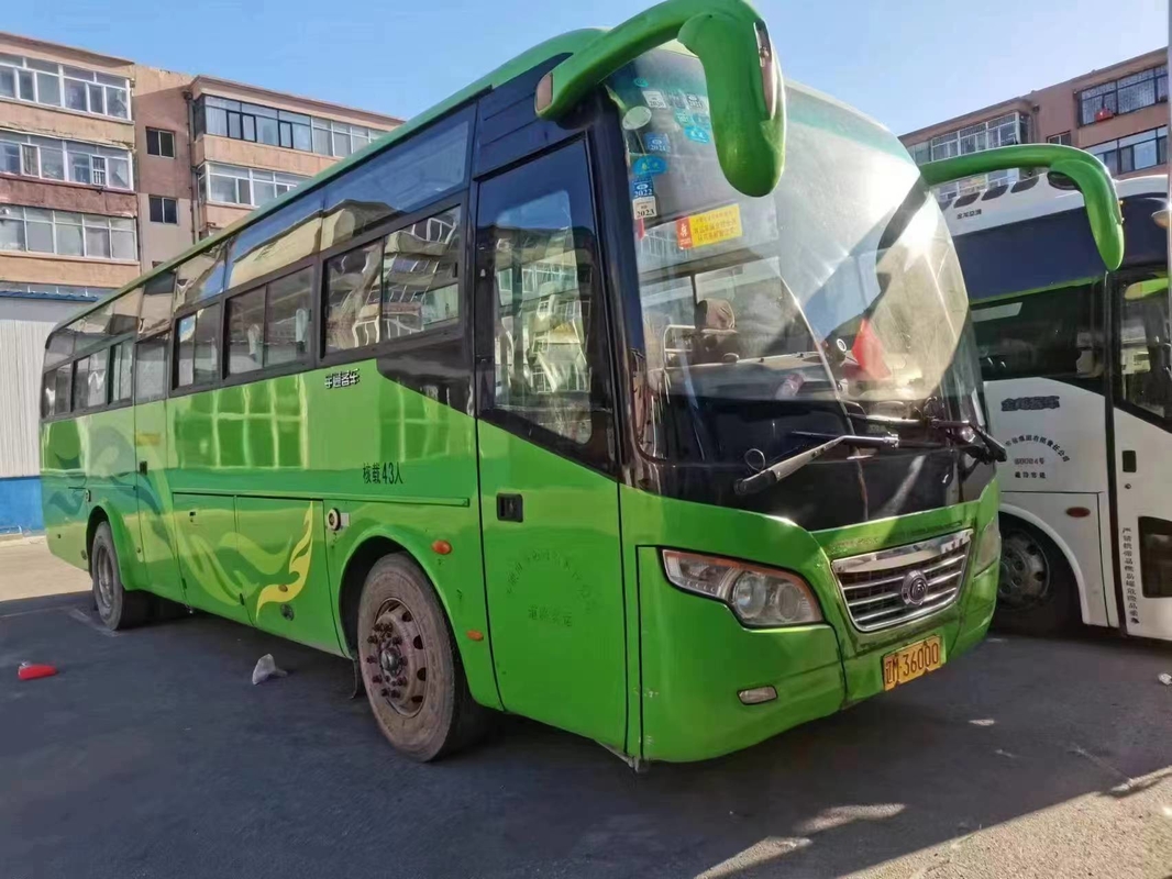 Bus interurbani 2015 bus dei sedili ZK6102D Front Engine Bus Used Yutong di anno 45