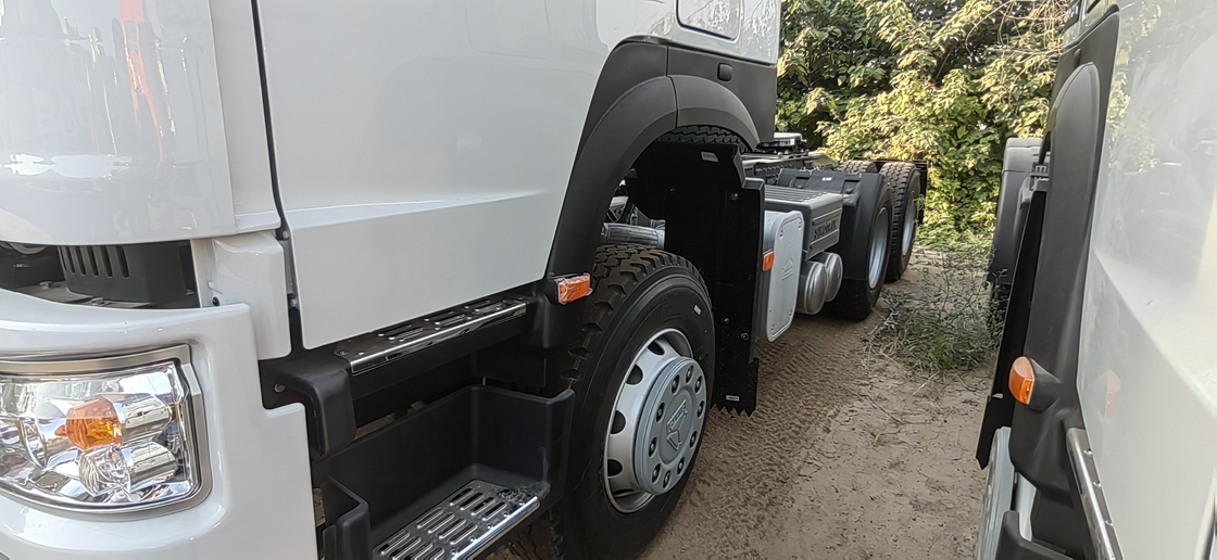L'autocarro con cassone ribaltabile commerciale utilizzato di HOWO ha utilizzato i camion diesel 6*4 LHD/RHD 371/375hp