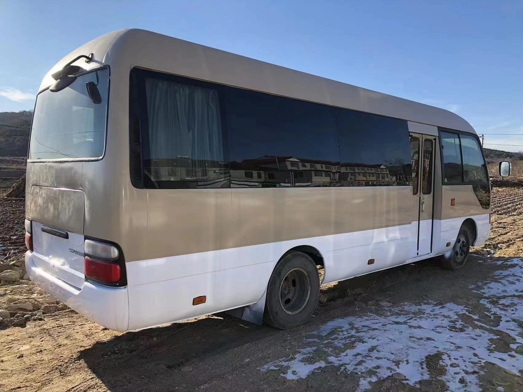 Scuolabus della mano del motore a benzina di Seater Toyota Mini Bus 2TR del bus 23 del sottobicchiere di Toyota secondo