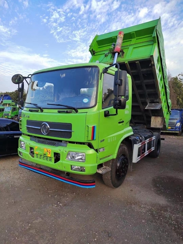 Lo scaricatore utilizzato lasciato di marca 4x2 di Dongfeng dell'autocarro con cassone ribaltabile ha utilizzato gli autocarri con cassone ribaltabile di bassa potenza