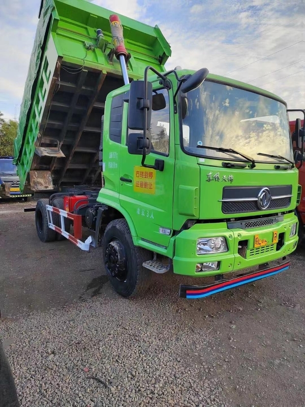 Lo scaricatore utilizzato lasciato di marca 4x2 di Dongfeng dell'autocarro con cassone ribaltabile ha utilizzato gli autocarri con cassone ribaltabile di bassa potenza