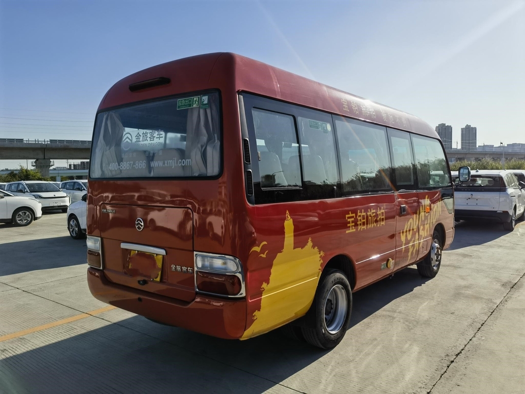 Il piccolo bus utilizzato ha usato Dragon Bus dorato XML6601J15 Front Engine 19 sedili 2020 anni