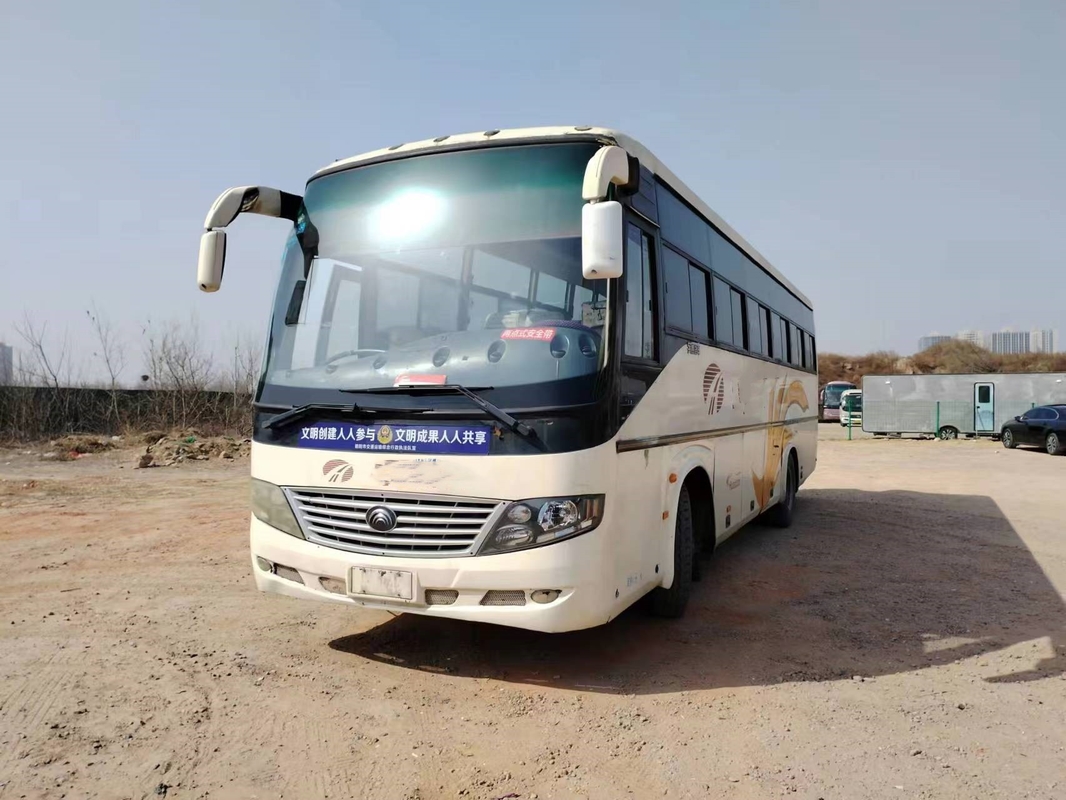 Le corriere utilizzate raddoppiano le porte che fanno scorrere Windows 45 giovani Tong Bus ZK6106D della seconda mano dei sedili