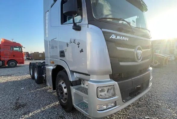 I secondi rimorchi 6X4 460hp Max Trailer Mass 40t degli attrezzi per bricolage hanno utilizzato la testa del trattore di Foton BJ4259