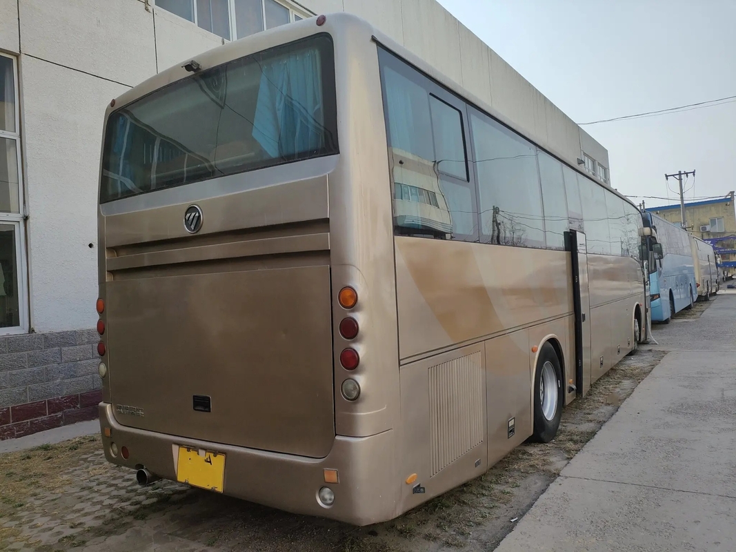 Seconda mano commerciale utilizzata Foton BJ6120 del motore 330hp di Yuchai dei sedili delle doppie porte 53 del bus