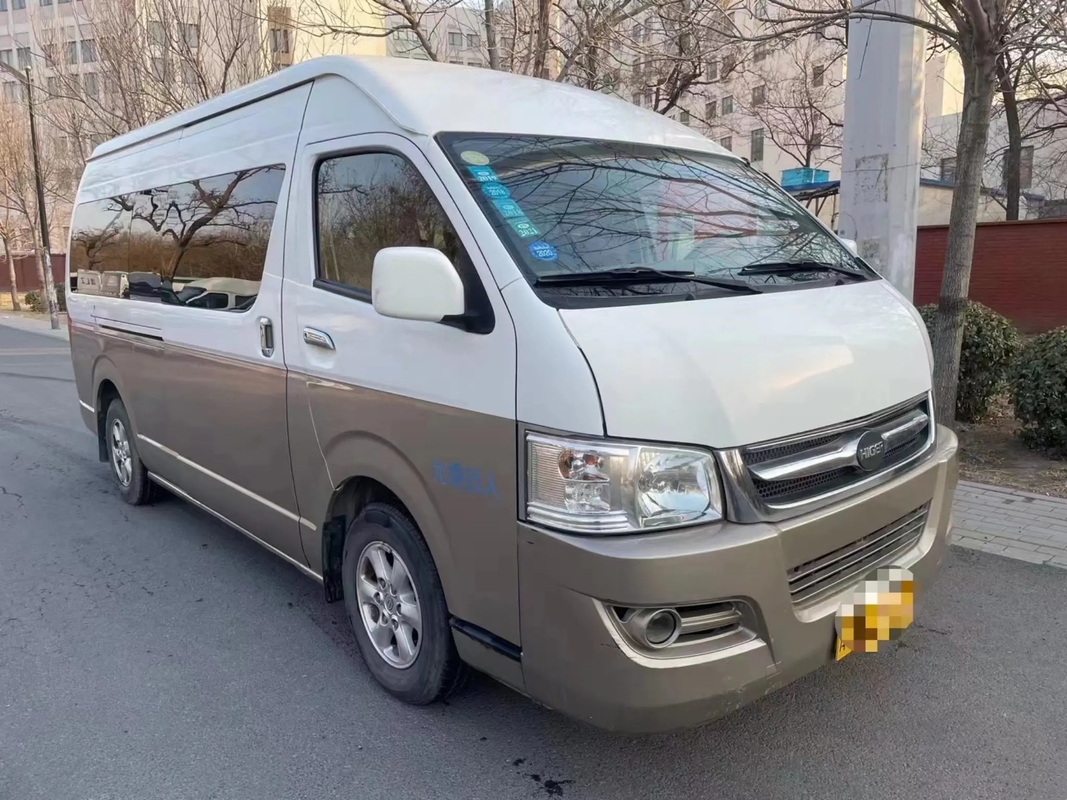 Porta a battenti esterna usata Champagne Color Front Engine del minibus KLQ6540 dei sedili dei furgoni 15 della navetta più su