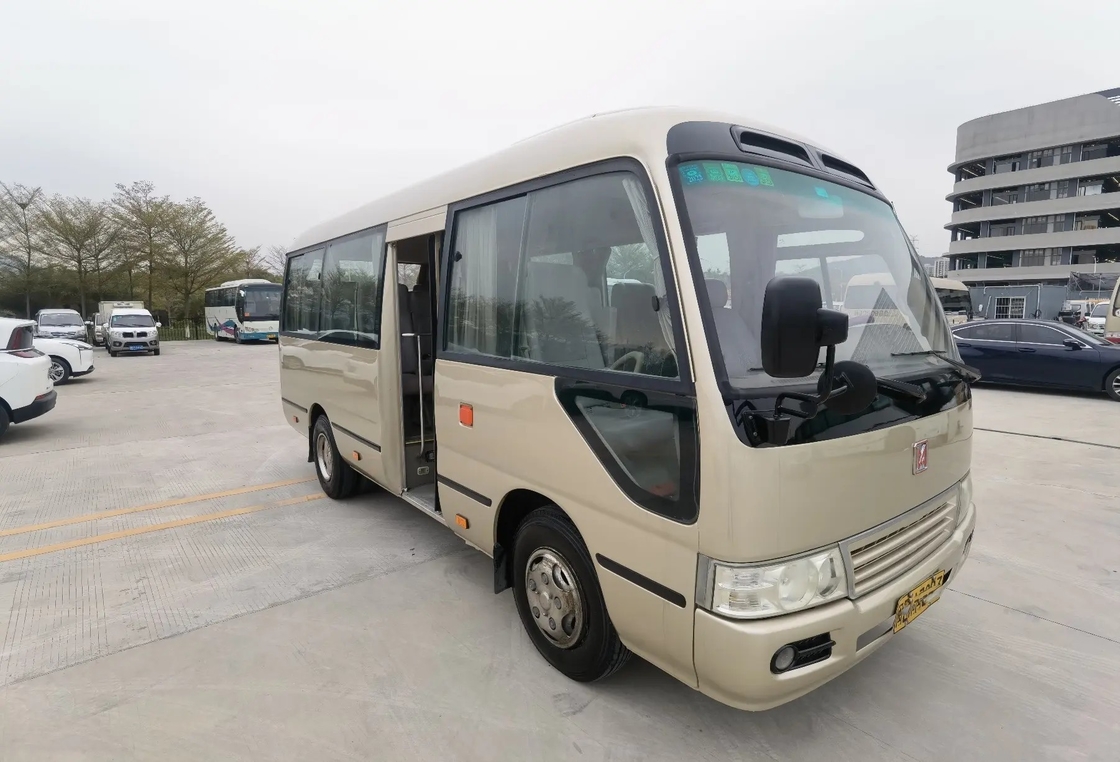 seconda mano Mini Bus Champagne Color 19 sedili Front Engine Floding Door 6 metri di sottobicchiere utilizzato JX6602 di JMC