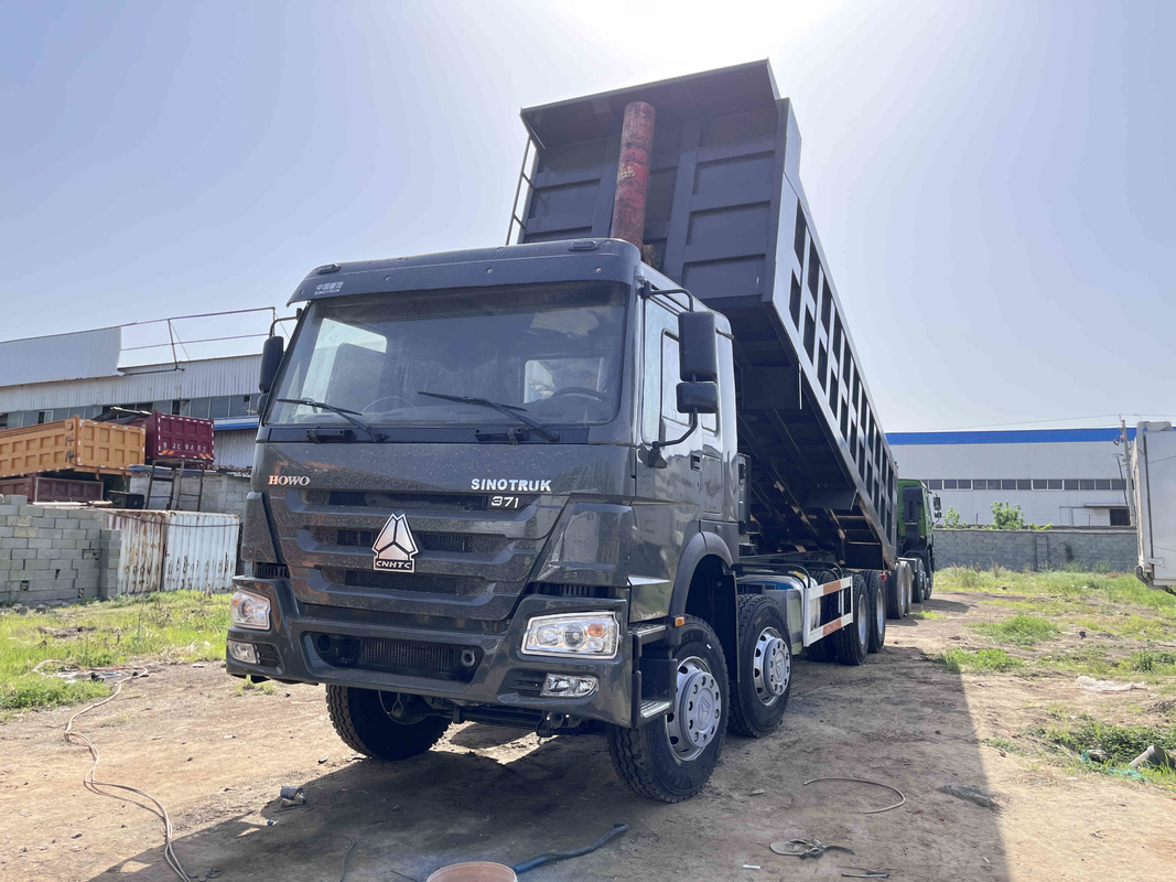 Motore utilizzato di Tipper Trucks 371hp Sinotruck 10,5 metri di 16t di seconda mano HOWO ZZ3317 del carico nominale 8×4