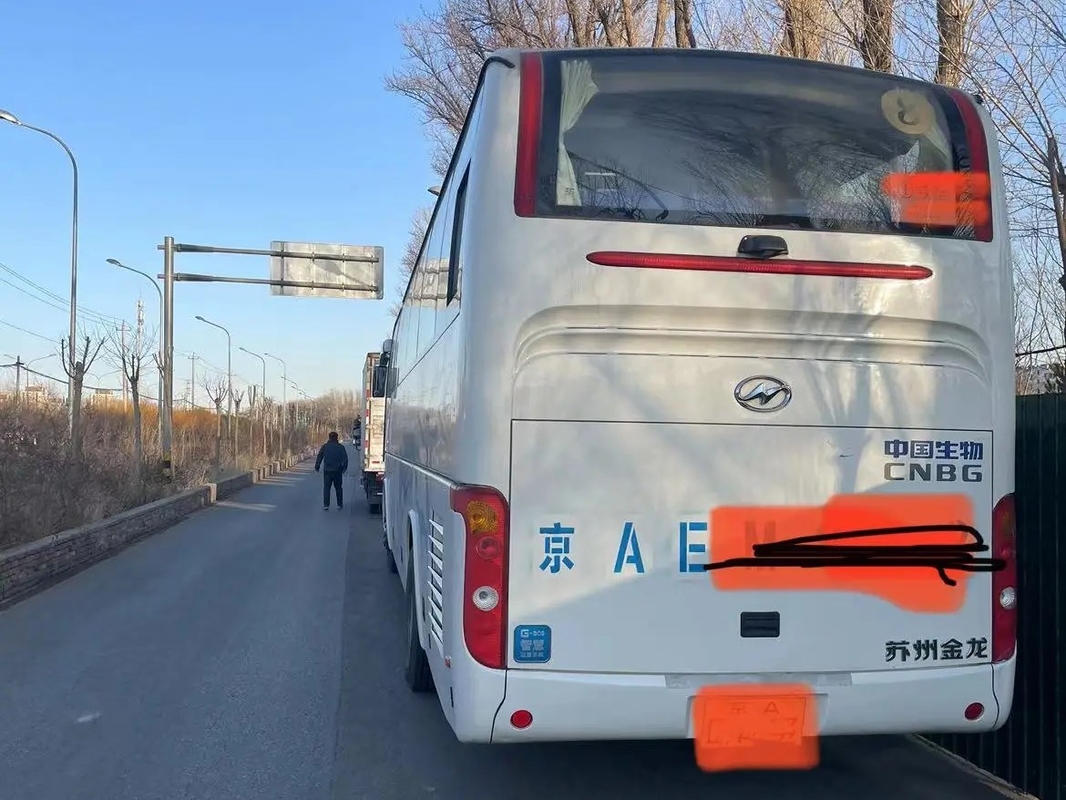 EURO usato IV del bus del passeggero 53 motore del condizionatore d'aria 330hp dei sedili 12 metri mano KLQ6129 di colore bianco di seconda
