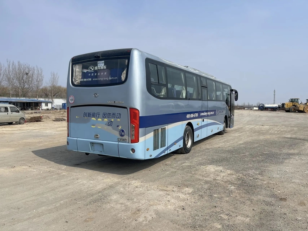 il secondo bus della mano 2016 anni ha utilizzato il motore blu-chiaro di Yuchai dei sedili di colore 48 del bus XMQ6120 di Kinglong 12 metri