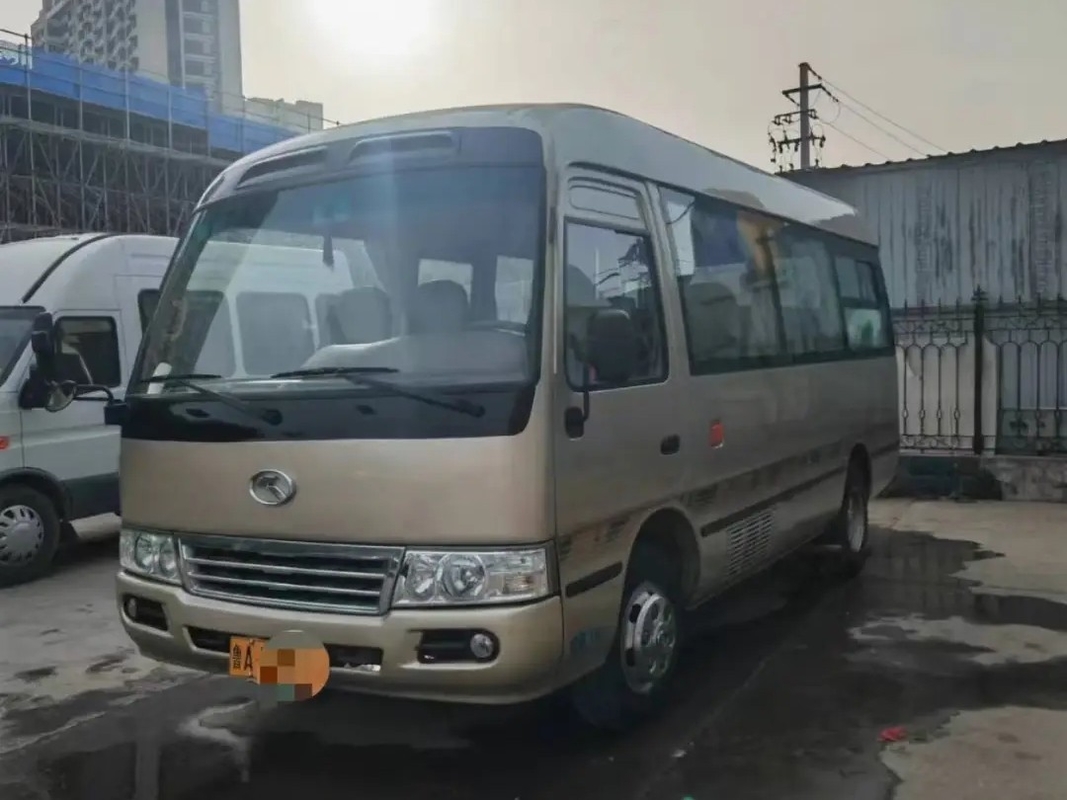 Porta a battenti esterna di Front Engine Used Kinglong Coaster XMQ6606 dei sedili del minibus 19 di Seater della seconda mano 17