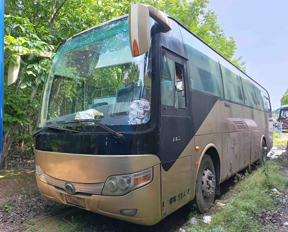 Il giovane Tong Bus 51 mette l'EURO a sedere dorato III che della finestra di sigillamento di colore 10,5 metri di motore posteriore hanno utilizzato il bus ZK6110 di Yutong
