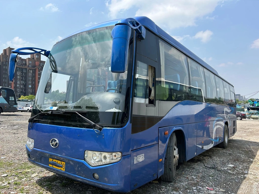 La porta media 47 del bus della seconda mano mette il nuovo LHD/RHD Yuchai motore a sedere di 80% 11 metro di più alto bus utilizzato KLQ6119