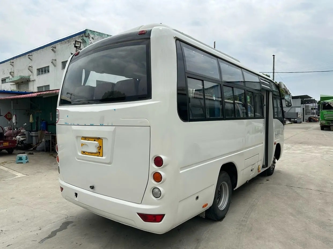 Mini Coach usato un condizionatore d'aria Front Engine 19 da 2018 anni mette la finestra a sedere di scivolamento del bus DFA6601 di Dongfeng