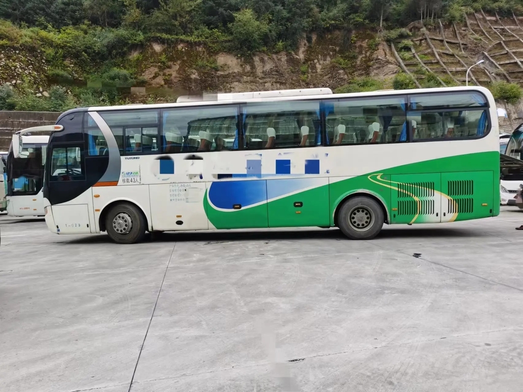 Bus utilizzato ZK6110 LHD/RHD di Yutong della mano del motore 310hp secondo di Yuchai della sospensione dell'airbag dell'EURO IV dei sedili della vettura 43 del bus