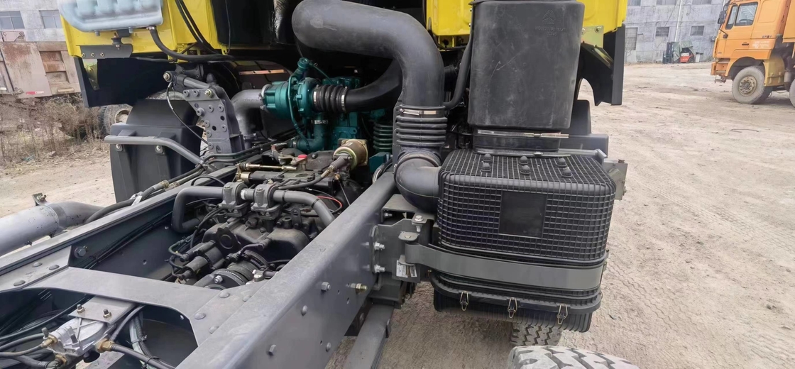 Telaio usato del camion del carico di Sinotruck Howo di modo dell'azionamento dei camion 8×4 del carico 11 metro di lunghezza 12 gomme