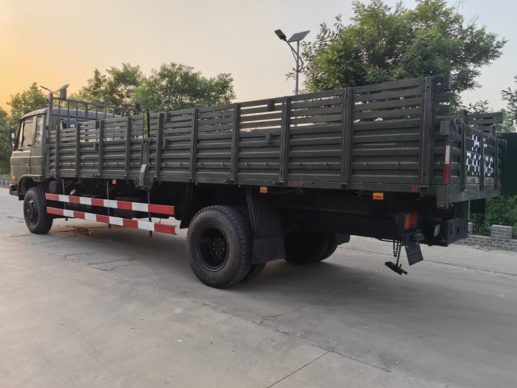 Il modo usato LHD/RHD dell'azionamento di Cummins Engine 4×2 dei veicoli leggeri ha utilizzato il camion del carico di Donfeng 6,8 tonnellate di peso di bordo