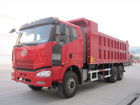 Usato autocarro con cassone ribaltabile i cilindri piani FAW Tipper Truck RHD limite di emissione 6 dell'EURO II della cabina del modo dell'azionamento 6×4
