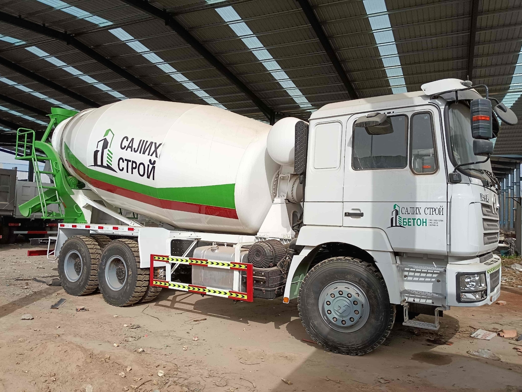 Camion utilizzato del miscelatore di cemento che mescola il peso di carico stimato dinamico del ³ del volume 5m 11 tonnellata di Weichai del motore 6×4 di modo dell'azionamento
