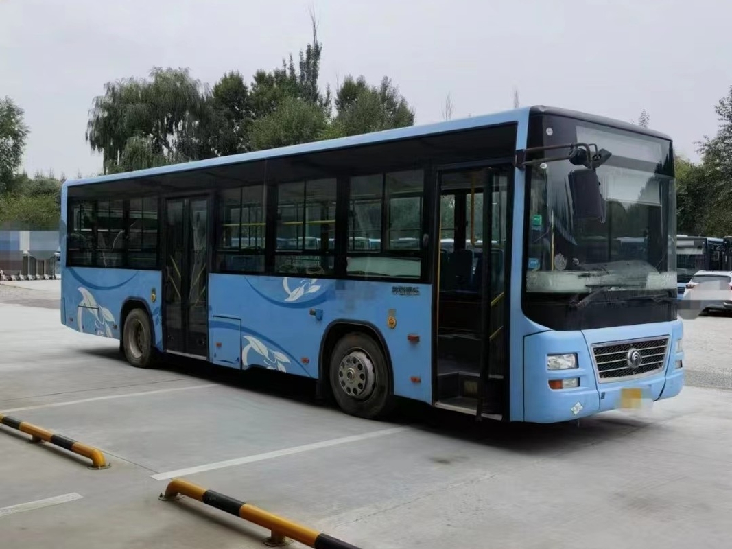 Autobus in vendita Autobus urbano usato Motore a CNG 31/81 Sedie 11,5 Metri lunghezza Autobus Youngtong