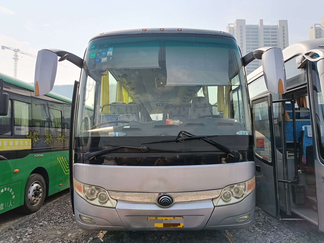 Coach di seconda mano Yutong ZK6127 Modello 67 Sedie 2 + 3 Sedie Disposizione porta singola