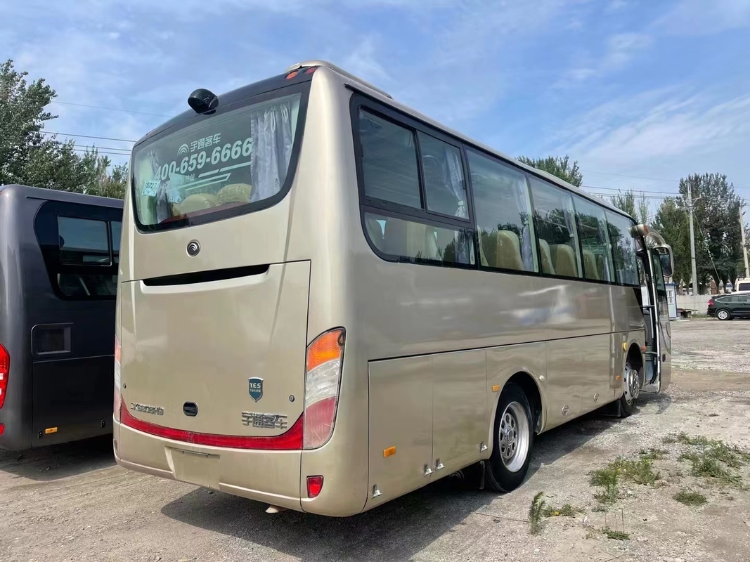 Vecchio pullman 35 posti Yutong ZK6808 portabagagli trasmissione manuale con aria condizionata