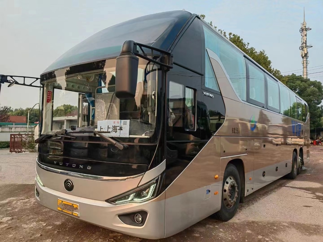 Autobus diesel usato dell'anno 2020 con 56 posti a due porte Autobus VIP Yutong ZK6137