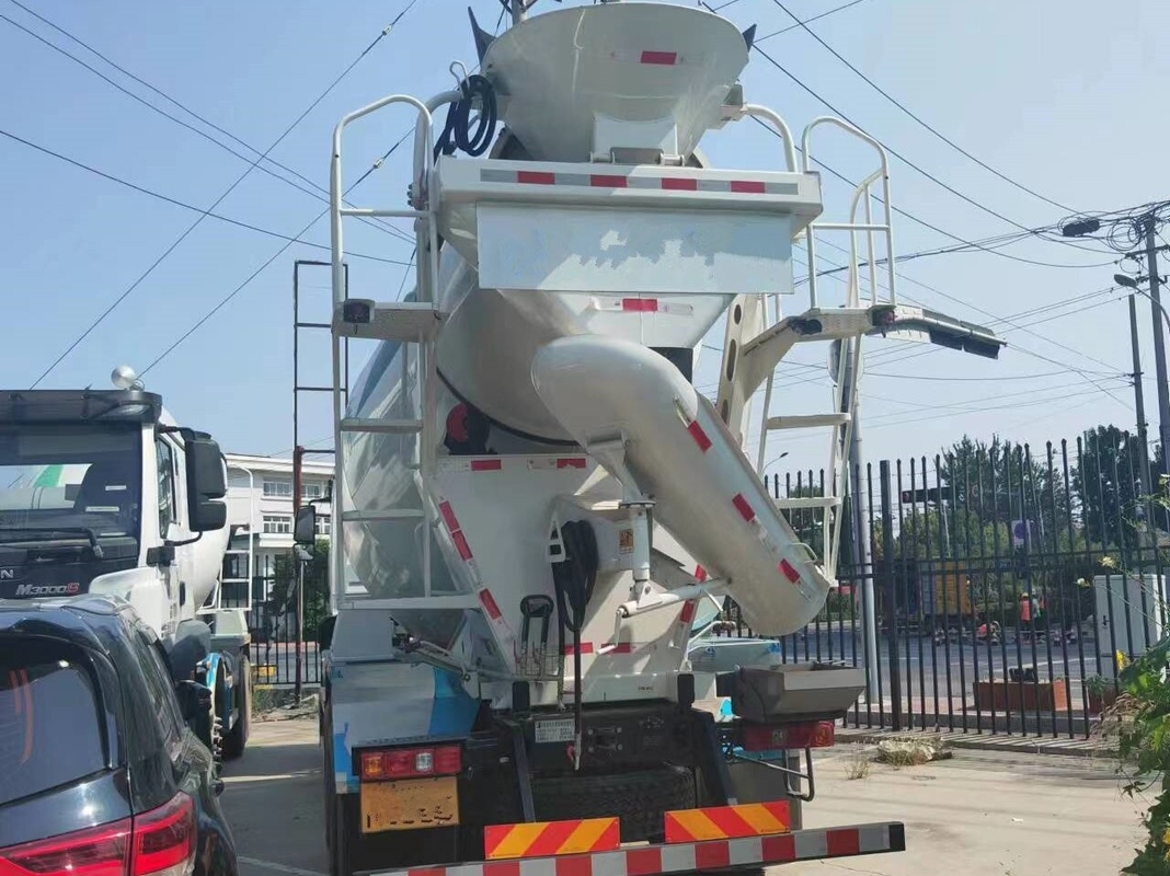 Shacman camion di cemento usato 8*4 Drive Mode 12 Cubic Euro 5 tetto piatto