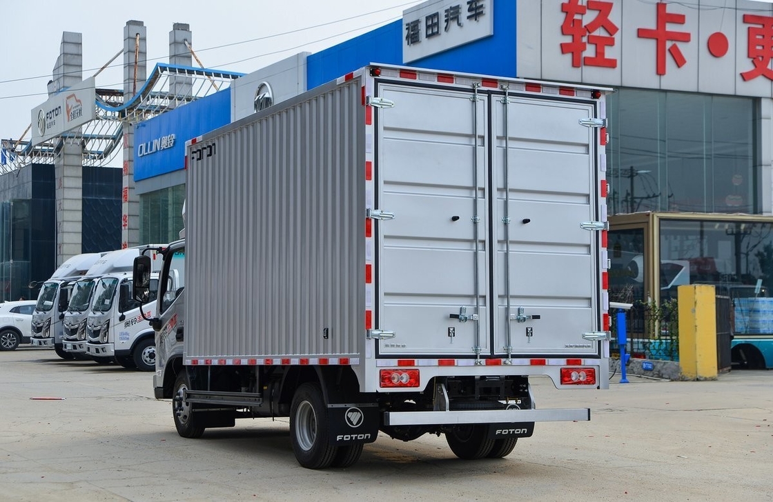Foton Cargo Used Light Duty Trucks 4,14 Meter Long Box Doppio pneumatici posteriori