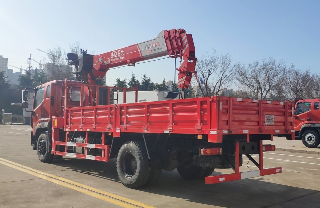 Foton Truck montato gru 4 * 2 Drive Mode 9 tonnellate cabina singola 220hp Left Hand Drive