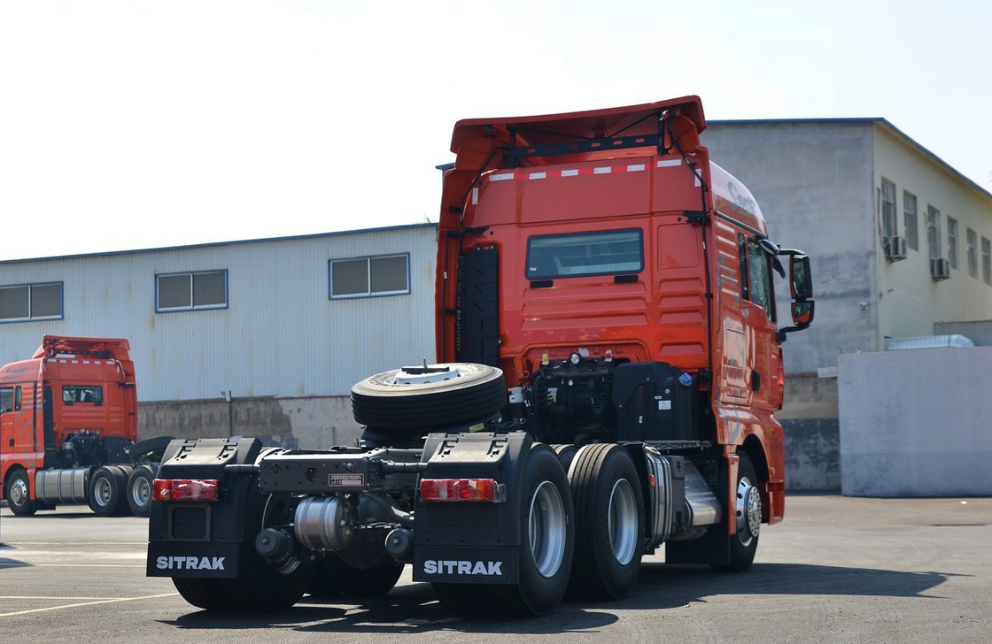 Camion-trattore 6*4 Sinotruck SITRAK G7 con tetto alto 480 CV