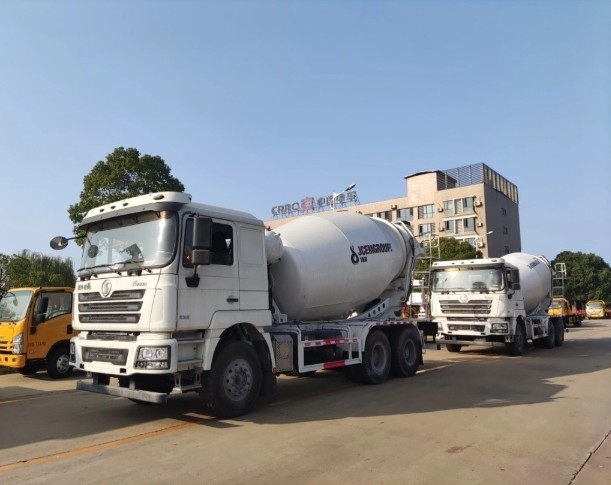 Nuovo e usato Cimento Camion montato Pompa miscelatrice di calcestruzzo 16cbm Camion in vendita