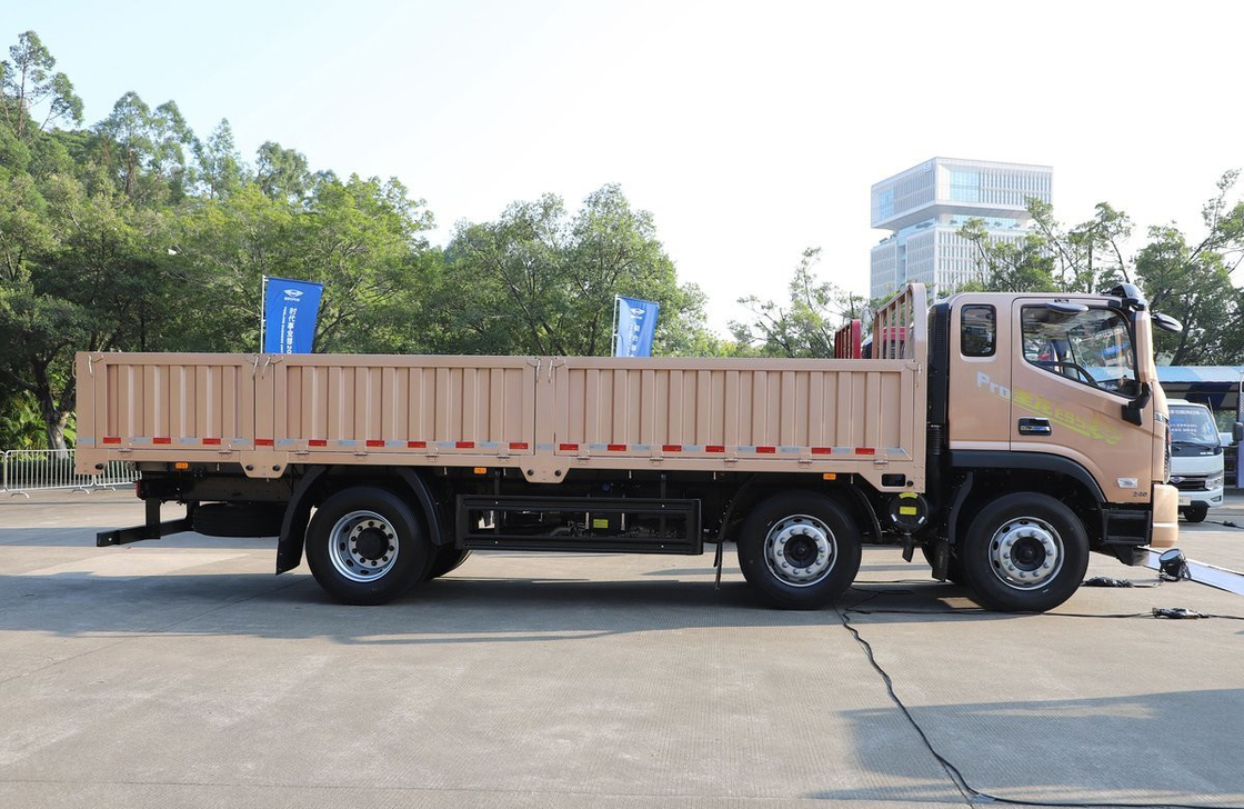 Camion di carico cinese usato Foton Camion di carico colore oro 6*2 Scatola piatta carica 18 tonnellate
