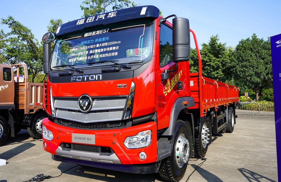 Camion Sino Cargo Usato Motore Yuchai 270 CV 8*2 Modalità di guida 2 sedili Single Sleeper