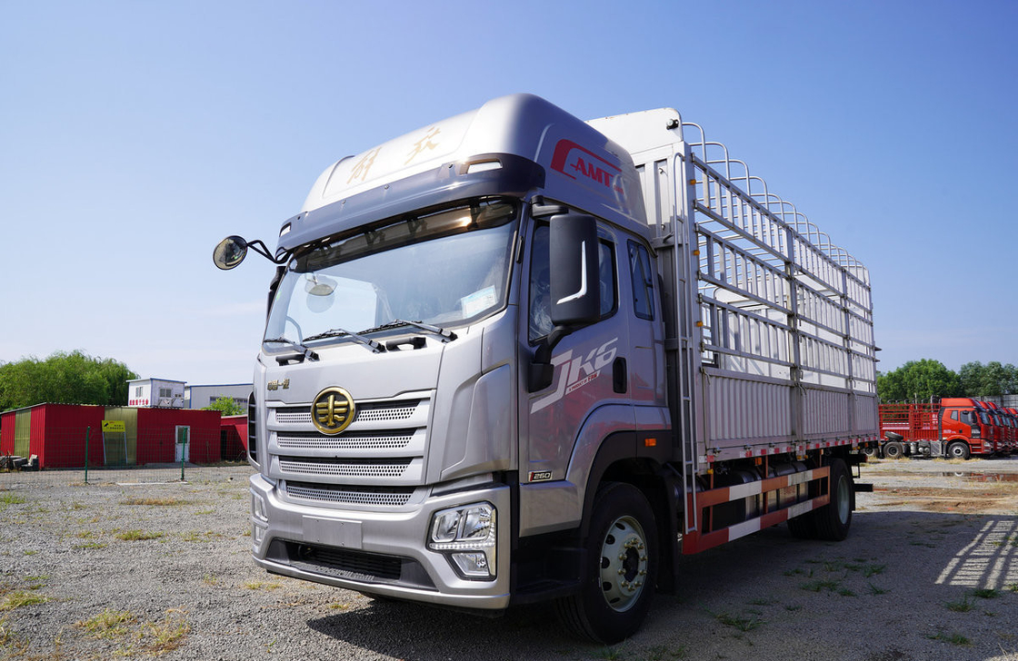 Camion leggero usato Fast Gearbox AMT 4*2 Drive Mode Fence Box High Roof Cab