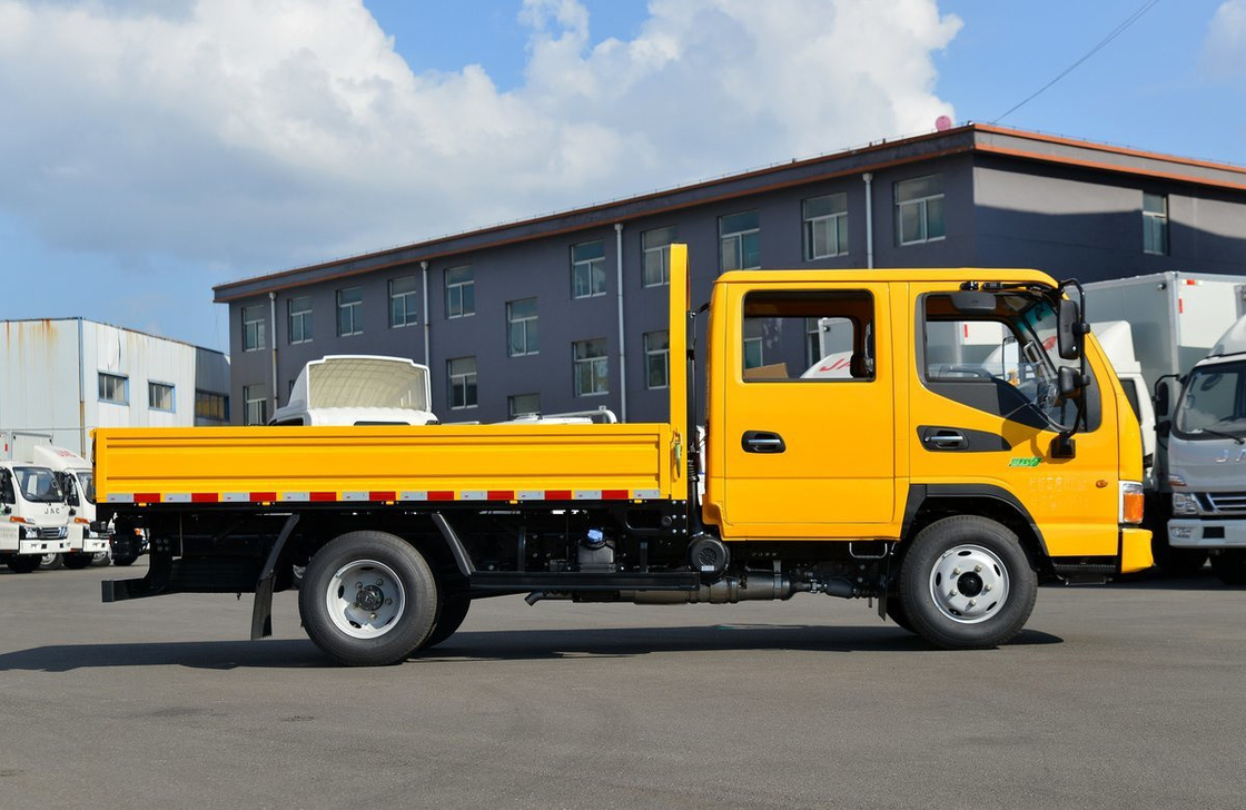 Camion Mini Cargo doppio cabina 2+3 posti 100km/h Velocità JAC Flat Box Camion camion