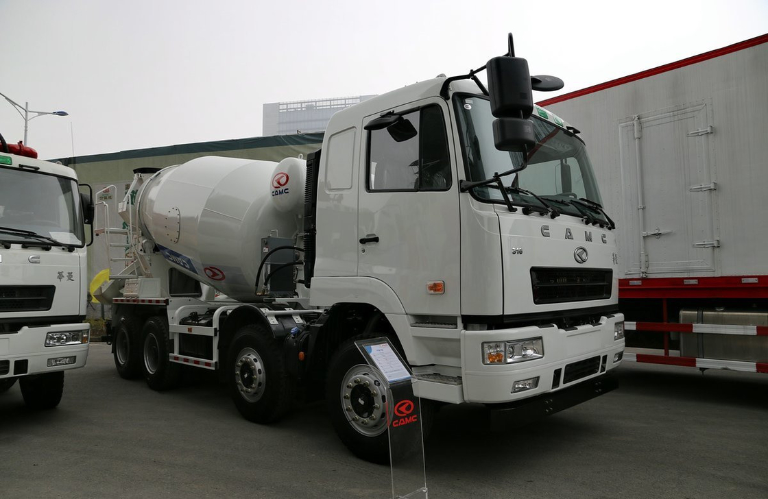 Camion per miscelatori di calcestruzzo usati 8×4 CAMC Miscelatore di cemento da 310 CV Euro 5 Grande cisterna 12 pneumatici