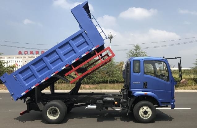 Cina Howo camion in vendita 4 * 2 singolo asse 3,8 metri lunghe scatola carico 10 tonnellate Eruo 2