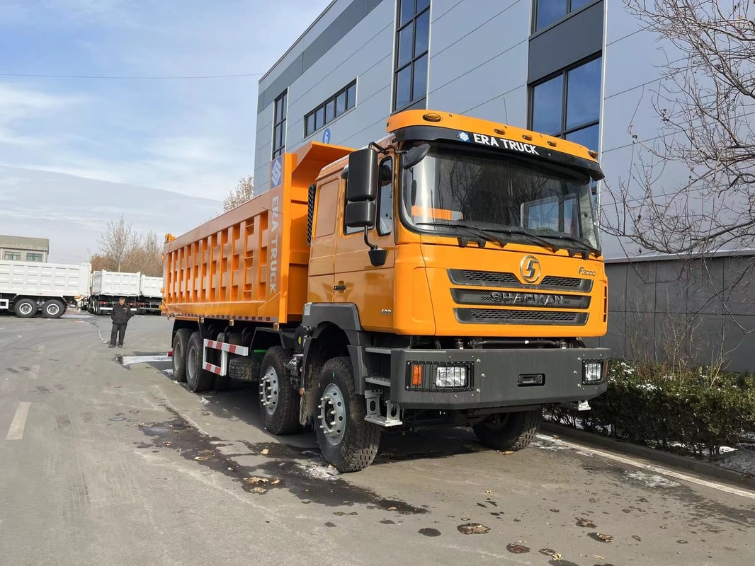 Camionetti di gomma usati In buone condizioni Shacman 400hp 8*4 F3000 Camionetto di scarico 12 pneumatici Cabina standard