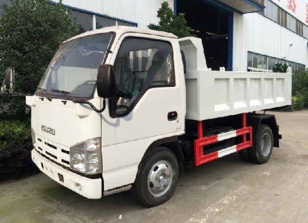 Camion di 3 t usato ISUZU 4 * 2 Piccolo coperchio Euro 4 Multi Leaf Spring 5 Speed Gear