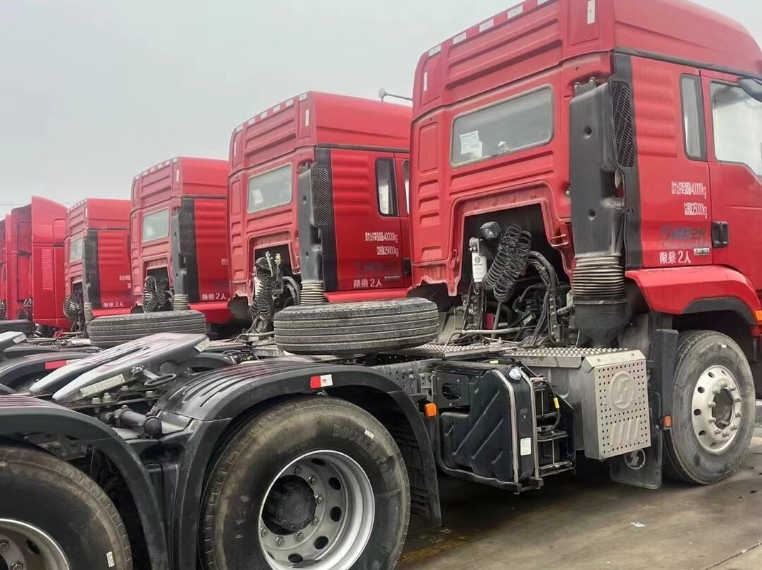 Shacman Truck Tractor Head M3000 6*4 Weichai 430hp 2021 Anno Cabina singola e mezzo