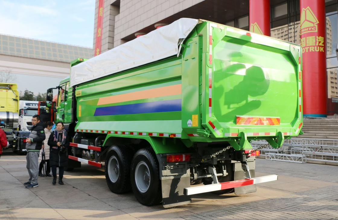 Camion spazzatura in vendita SITRAK G7H 6×4 Nuovo Euro 5 Emissioni Trasporto minerario carico 30 tonnellate