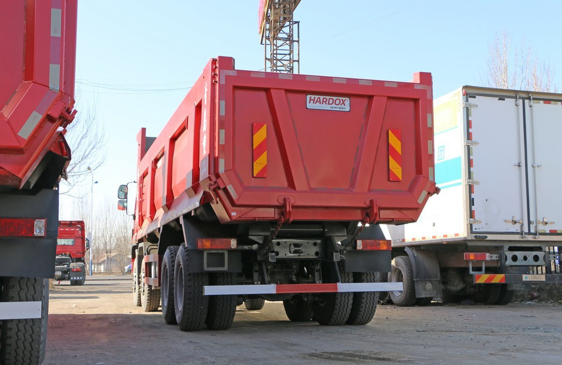 Howo Sino Truck 2022 Hohan 8*4 Trasporto su strada 12 ruote 340hp Single and Half Cab