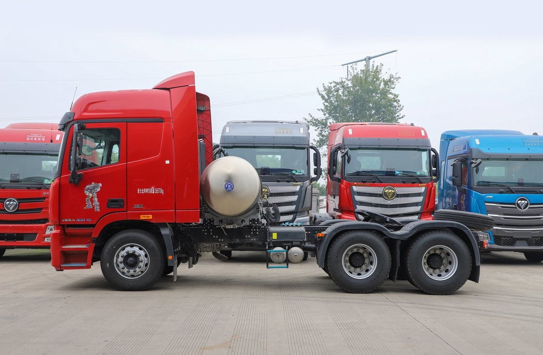 Camionetti trattori usati 6*4 Foton GTL testa di cavallo LNG Cummins Motore 500 CV cambio veloce