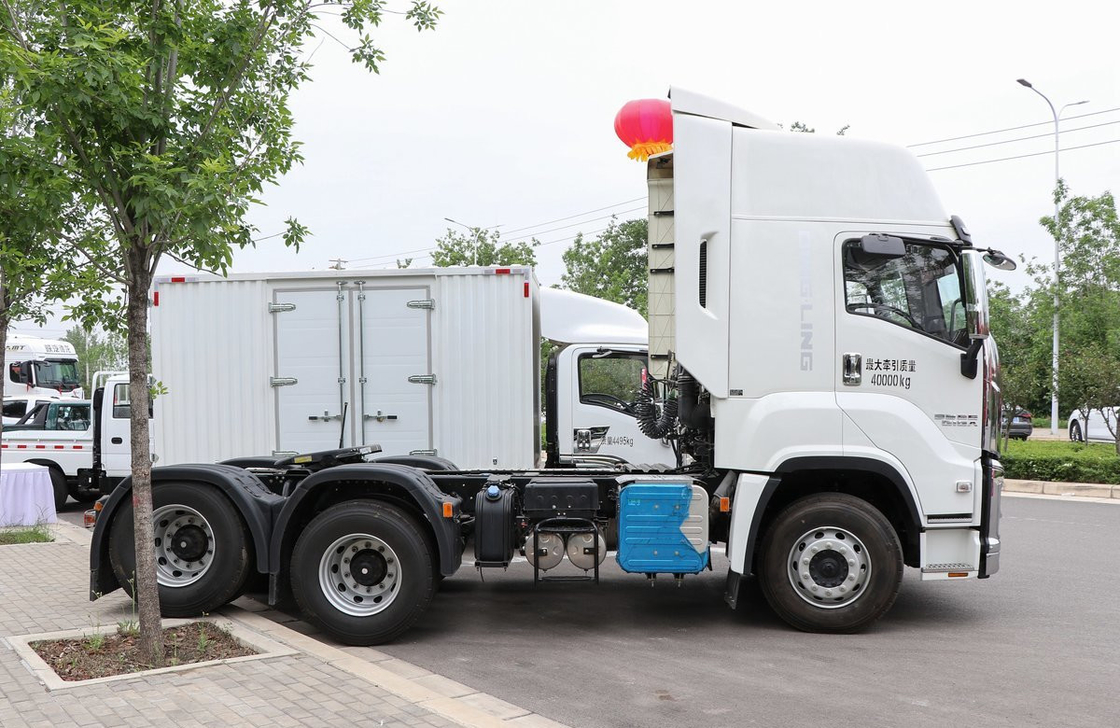 Camion-trattore prezzo commercio ZF cambio automatico 6×4 ISUZU capo rimorchio 520hp cabina a tetto alto
