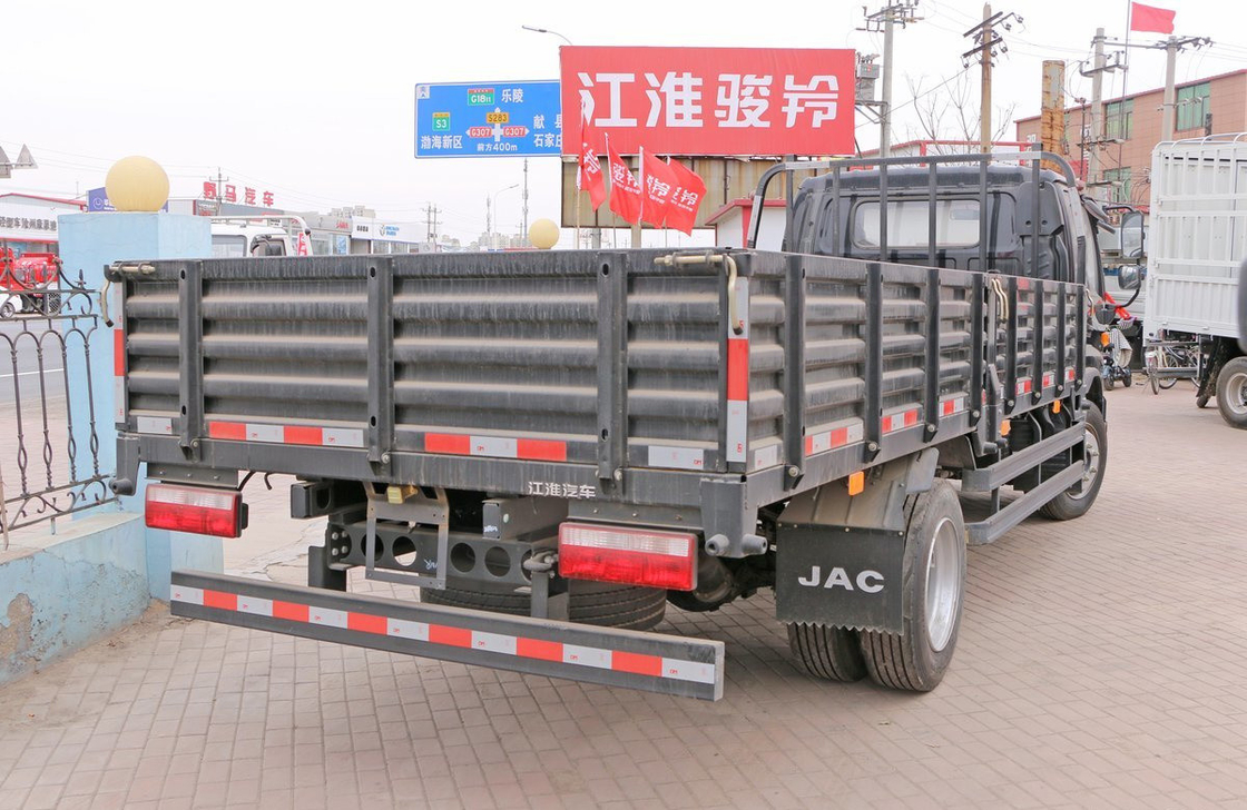 Nuovo camion leggero di carico Nero Colore 145 CV Motore diesel carico 8 tonnellate Single e mezzo cabina
