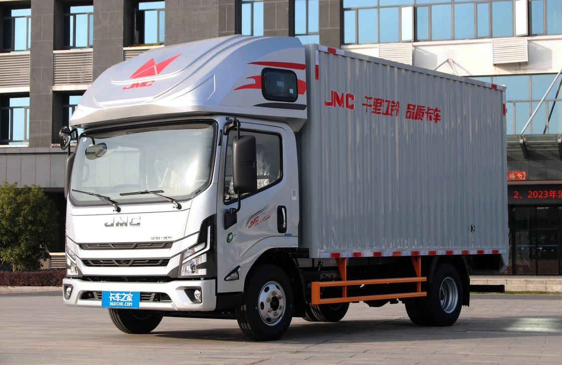 Camion leggero usato JAC 4,2 metri Van Box doppia porta Single Row Cab con letto
