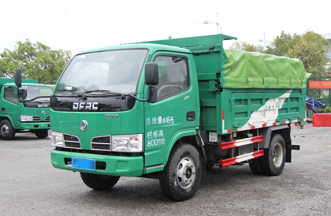 Camion usato 4*2 Dongfeng Piccolo Camion spazzatura Colore verde Manuale della cabina a fila singola