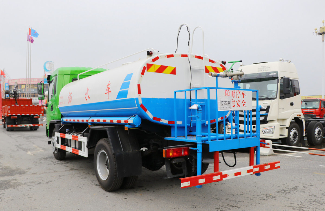 Camion cisterna dell'acqua 10000 litri singolo asse 4×2 modalità di guida Dayun sprinkler Yuchai motore