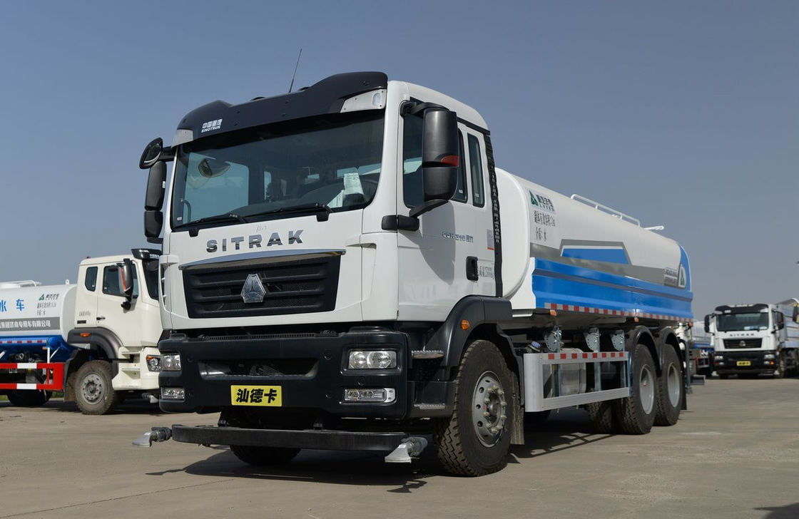 Camion cisterna idraulica 6*4 Sinotruck Sitrak 14m3 Capacità cisterna 9,5 metri di lunghezza 10 ruote